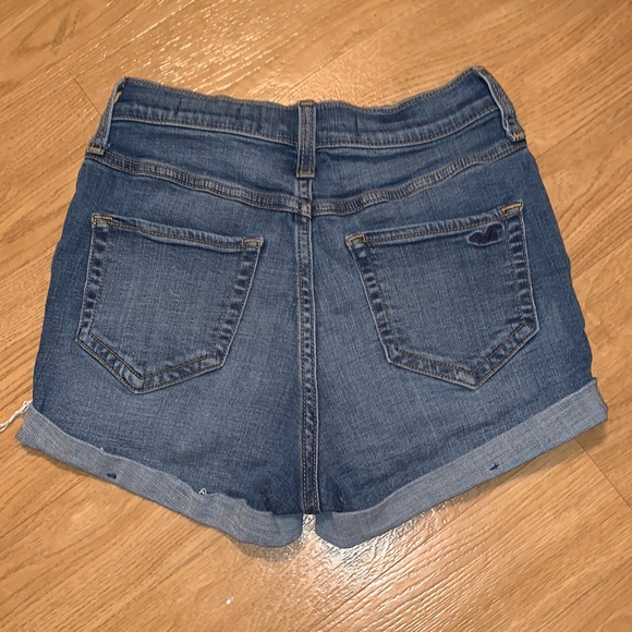 hollister - denim shorts - Picture 2 of 5